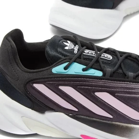 Adidas OZELIA W CORE BLACK, CLEAR PINK & WHITE - Picture 5 of 11